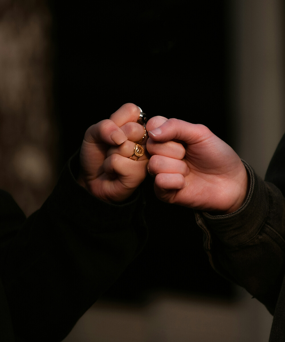 Image with friendly hands